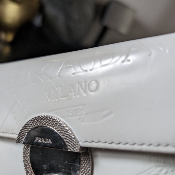 Prada White Wallet with Auth card included - Picture 3 of 16